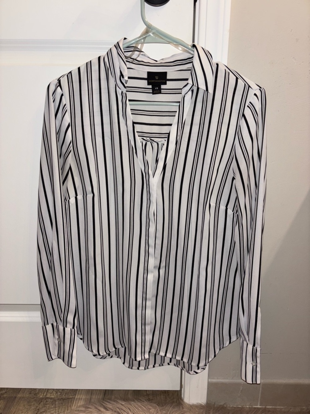 Worthington White Blouse with Black Vertical Stripes